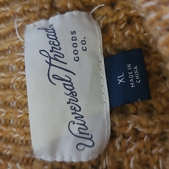 Chunky knit crop sweater sz XL - Picture 3 of 4